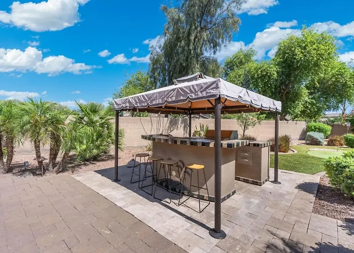 5 Min To Stadium Putting Bbq * Glendale
